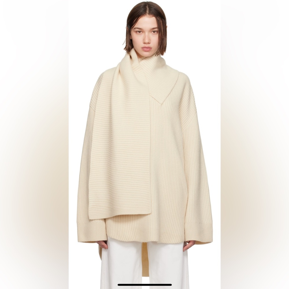 Stylish Beige Ribbed Sweater - Picture 1 of 2